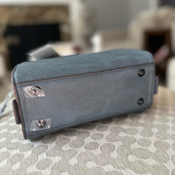 Darcy Marks Mini Satchel NWT - Picture 7 of 9